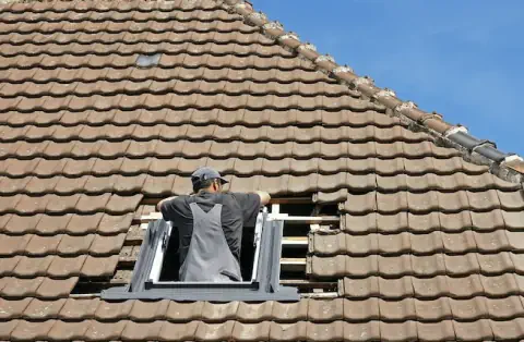 Pose de velux - Saint-Julien le Petit